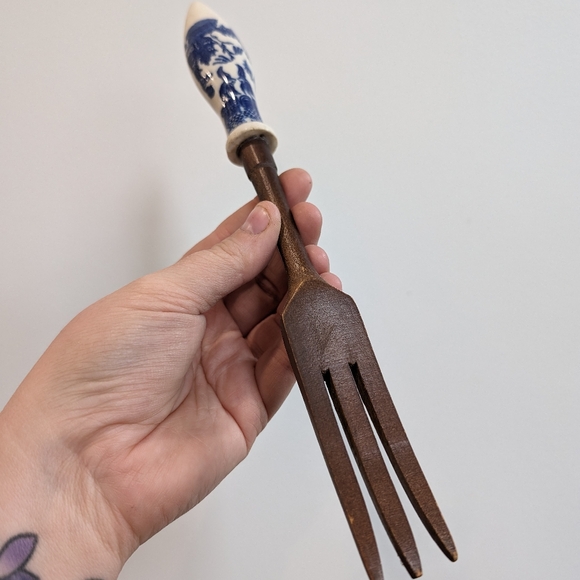 Blue Willow salad servers - Picture 4 of 9